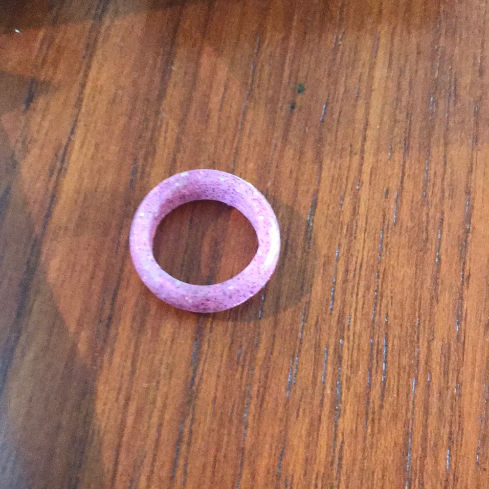 Qalo silicone wedding band